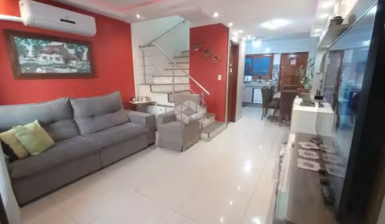 Casa de 2 dormitórios com suíte, semi mobiliada, no bairro São José, na cidade de Canoas. Aceita Financiamento Bancário e FGTS.