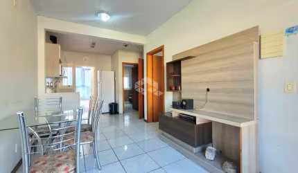 Casa térrea 02(dois) dormitórios, ampla sala e living cozinha montada, ampla, lavanderia e área de serviço. Aceita financiamento.  Possui pátio todo