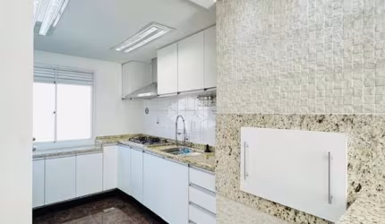 Casa em condomínio com 3 dormitórios em Canoas