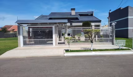 Casa três dormitórios e uma suíte no Bairro São José em Canoas