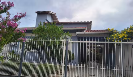 Casa com 3 dormitorios no bairro Estância Velha em Canoas