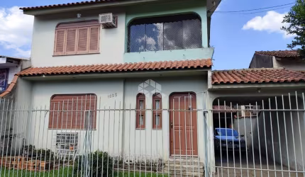 Casa com 3 dormitorios e  suite no bairro Estância Velha Canoas