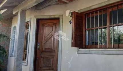 Casa com 2 quartos,em  canoas no bairro igara