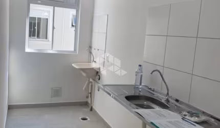 Apartamento 02 dormitórios, 01 vaga no centro de Canoas.