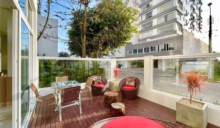 Apartamento de 02 quartos/dormitórios, e 01 vaga/box no Edifício Atlantic Trend, em Capão da Canoa.