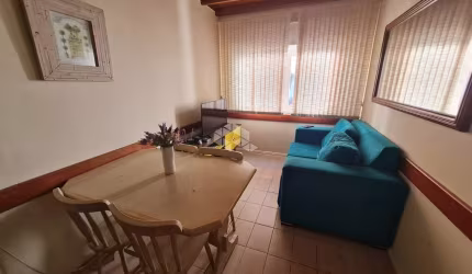 Cobertura beira mar, 2 dormitórios, localizado no centro de Capão da Canoa.