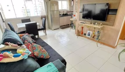 Apartamento de 2 dormitórios, 1 suíte, mobiliado, box, Zona Nova, Capão da Canoa