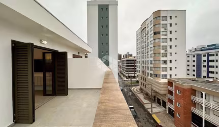 Apartamento 2 dormitórios, cobertura, 186m², no centro de Capão da Canoa