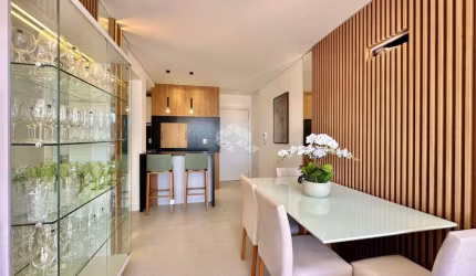 APARTAMENTO COM 02 SUÍTES  COM VISTA LIBERADA !!!