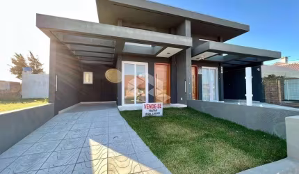 Casa 03 dormitórios/quarto/ próximo ao mar