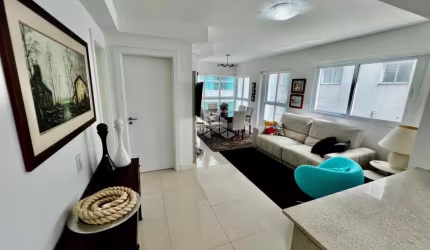 Apartamento com Vista para o Mar no Bairro Navegantes, Com Infraestrutura Completa