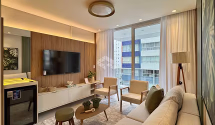 APARTAMENTO DE 3 DORMITÓRIOS MUITO BEM LOCALIZADO MOBILIADO E DECORADO!!!