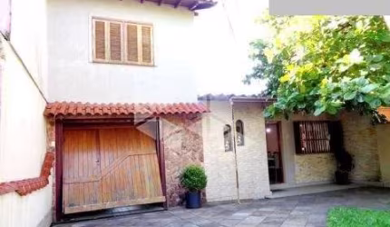 Casa 3 dormitórios com suíte no Parque dos Maias