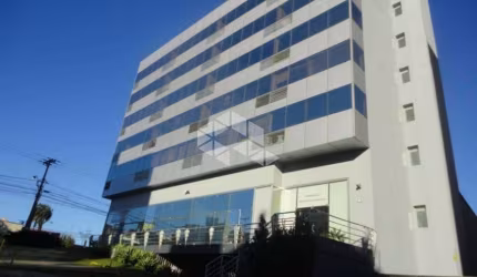 Ótima sala/conjunto comercial na Teixeira Mendes esquina com Av. Protásio Alves.