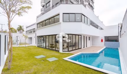 Loft com terraço privativo de 40 metros quadrados e vaga escriturada, infra estrutura completa