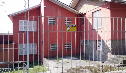 Casa/terreno de esquina com 509 m² privativos
