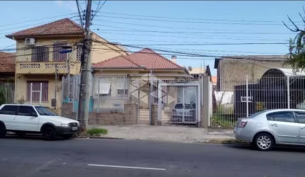 Casa ampla de 3 dormitórios com 4 vagas