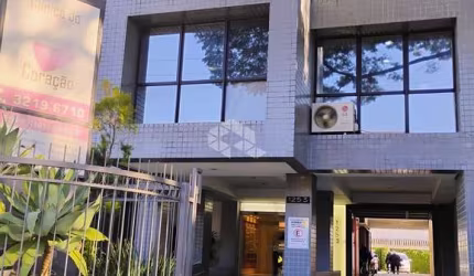 Excelente Sala Comercial com Recepção e Secretária