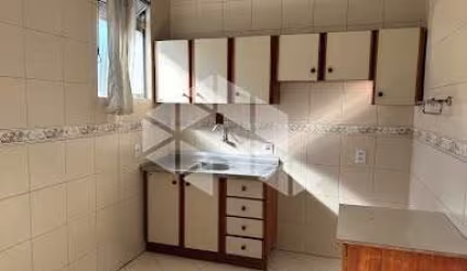 Apartamento de 2 dorm., 1 garagem fechada, Bairro Passo da Areia.