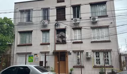 JK/Kitnet na Florianópolis quase Azenha