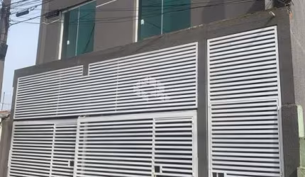 Imóvel com 4 apartamentos para vender no bairro Sítio Cercado, por R$ 849.000