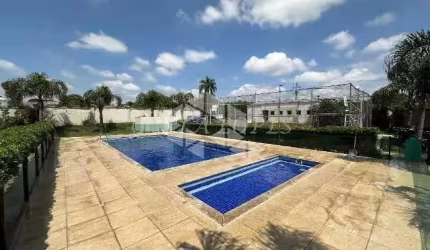 Apartamento com 2 quartos e 1 banheiro no bairro Santo António, em São José dos Pinhais - PR.