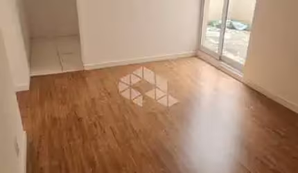 Apartamento com 2 quartos e 40 m² á venda por R$ 180.000 no bairro Bom Jesus em Campo Largo - PR