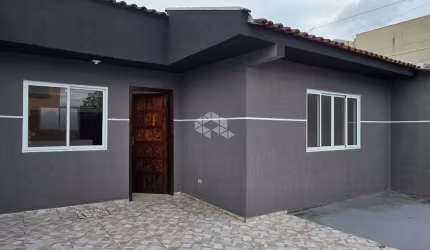 Casa com 2 quartos e 55m² a venda por R$ 320.000 no bairro Ypê - São José dos Pinhais