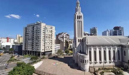 Apartamento 03 dormitórios com sacada 01 suite 02 vagas individuais, em São Pelegrino Caxias do Sul