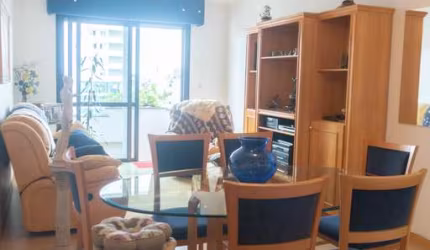 Apartamento SEMI MOBILIADO com 3 dormitórios em Lourdes