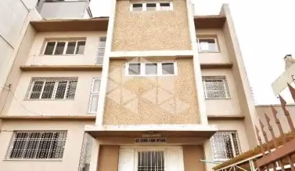 Apartamento de 02 dormitórios à venda no bairro São Leopoldo, Caxias do Sul.