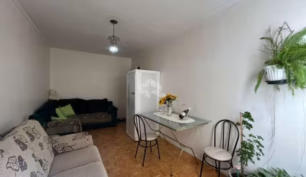 Excelente apartamento 2 dormitórios no bairro São Pelegrino em Caxias do Sul/RS.