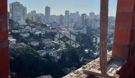 Apartamento Garden de 03  dormitórios com suíte no Bairro rio Branco em Caxias do Sul.