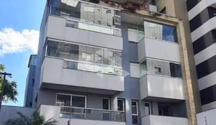 Apartamento 02 dormitórios e 02 vagas no bairro Vila Horn em Caxias do Sul