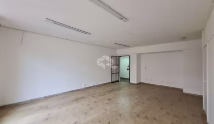 Sala Comercial a Venda no Centro Histórico