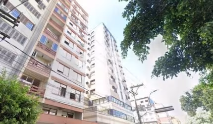 Apartamento com 2 quartos na Rua Lima e Silva em Porto Alegre.