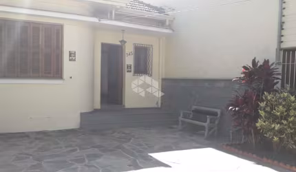 Casa Comercial.