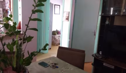 Apartamento 2 dormitórios no Centro Histórico
