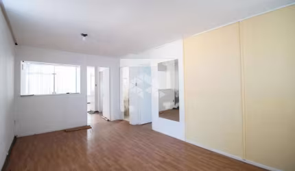 Conjunto conercial na rua da Praia, proximo a Complexo Santa Casa em Porto Alegre RS