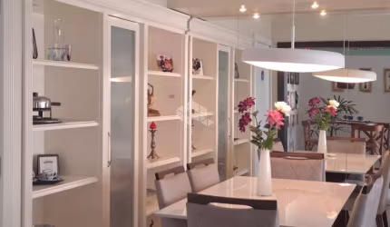 Apartamento para venda de 2 dormitórios com dependência no bairro Cidade Baixa em Porto Alegre/RS