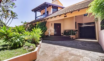 Casa 3 dormitórios para venda no bairro Tristeza