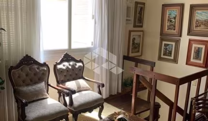 Apartamento garden 2 dormitórios para venda no Centro Histórico.
