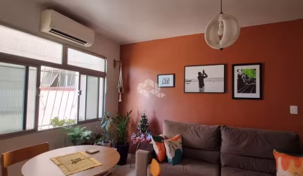 Ótimo apartamento para venda de 1 dormitório, semi mobiliado no bairro Cidade Baixa, Porto Alegre/RS.