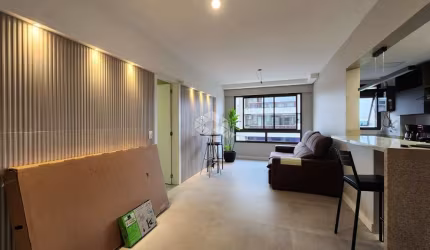 Apartamento 2 dormitórios, suíte, vaga escriturada, no Cristo Redentor em Porto Alegre.