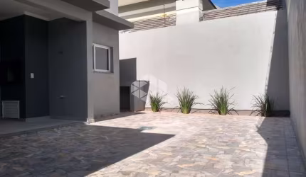 Casa 03 Dormitórios no Vale do Sol - 137 m²  - Próximo a Mercado, Academia e Escola.