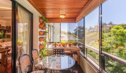 Elegante apartamento de 2 dormitórios no Moinhos de Vento