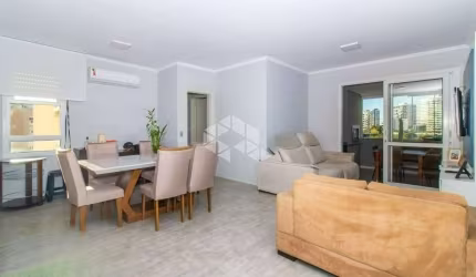 Apartamento com 112m² e 3 dormitórios no bairro Chácara das Pedras