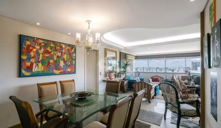 Apartamento de 3 dormitórios, 3 vagas e deposito!