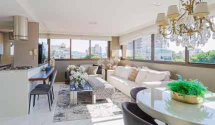 Apartamento Mobiliado com 2 suítes e 2 vagas no bairro Petrópolis!