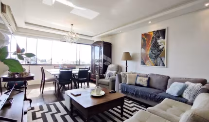 Bélissimo apartamento semi mobiliado de 03 dormitórios. 01 suíte, com 96,42m² privativos com 2 vagas cobertas e escrituradas no bairro Jardim Planalto